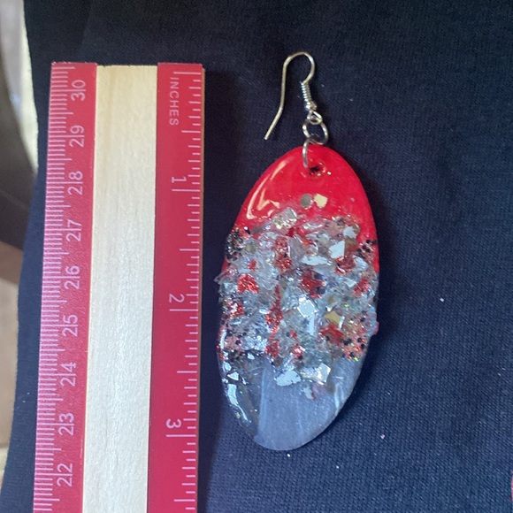 Earrings - Picture 4 of 4